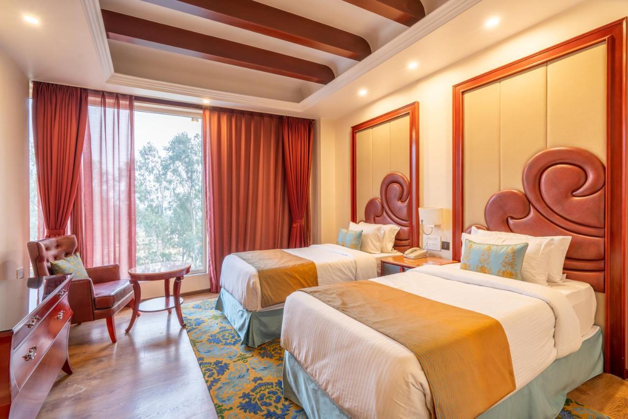 Hukam'S Lalit Mahal - Hotel Convention Club Raipur  Luaran gambar